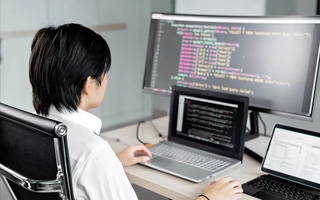 张掖 ,php声明和调用变量的符号是什么？